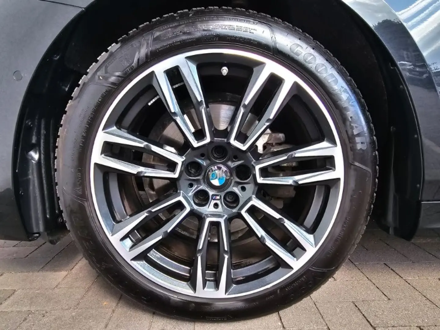 BMW 520i M Sportpaket Komfortsitze Panorama