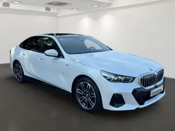 BMW 520i Limousine M Sport Panorama Standhzg.