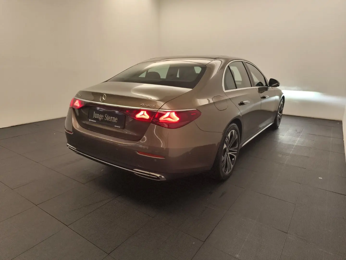 E 220 d 4M Exclusive Premium+HYPERSCREEN