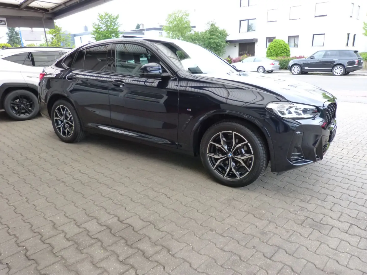 BMW X4 xDrive 20i M Sport PANORAMA AHK HIFI NAVI