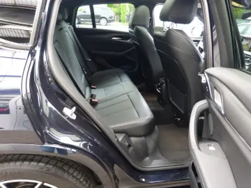 BMW X4 xDrive 20i M Sport PANORAMA AHK HIFI NAVI
