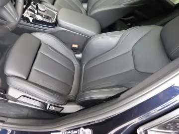 BMW X4 xDrive 20i M Sport PANORAMA AHK HIFI NAVI