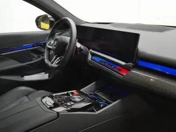 M5 Limousine Individ. PANO B&W CarbonKeram 0,5%