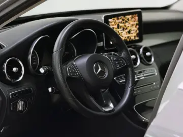Mercedes C-Class C220 CDI