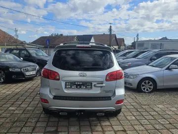 Hyundai Santa Fe 7 locuri