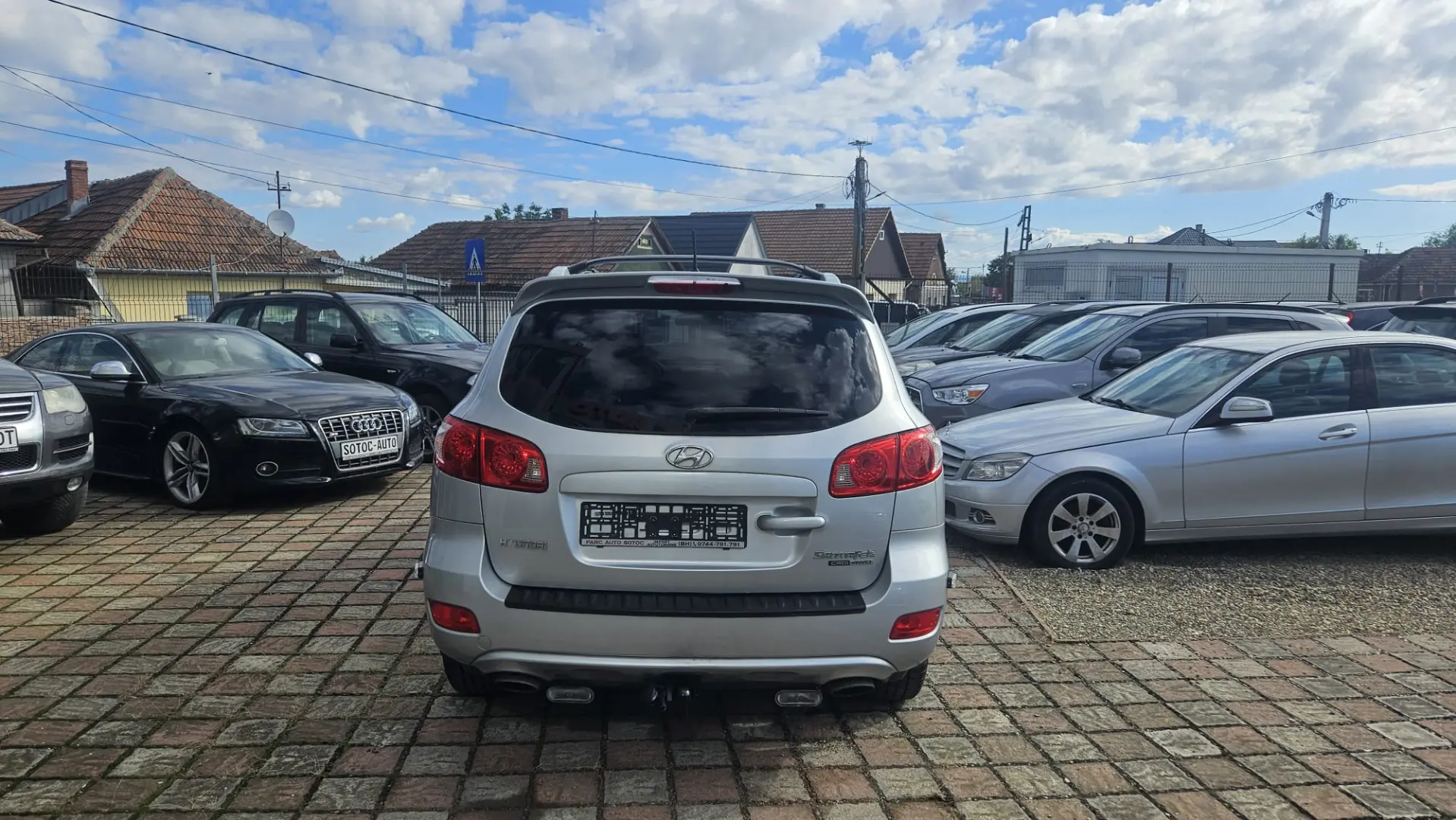 Hyundai Santa Fe 7 locuri