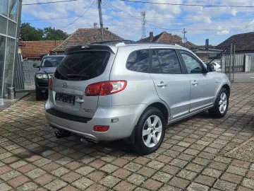 Hyundai Santa Fe 7 locuri