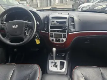 Hyundai Santa Fe 7 locuri