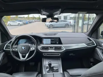 X5 xDrive30d X-Line Soft Close HUD Laser Pano