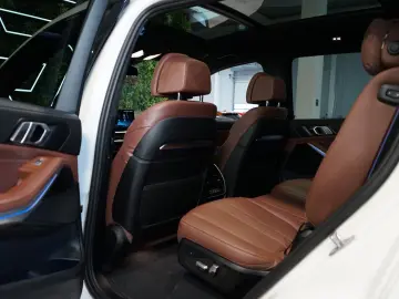 X7*40d*xDRIVE*PANO*HUD*CAMERA*7-SEATS*