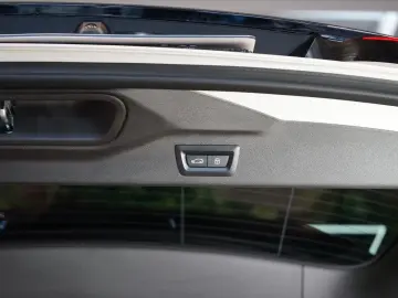 X7*40d*xDRIVE*PANO*HUD*CAMERA*7-SEATS*