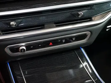X7*40d*xDRIVE*PANO*HUD*CAMERA*7-SEATS*