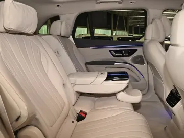 EQS SUV 580 4M AMG Sport Premium+ Hyperscreen AH