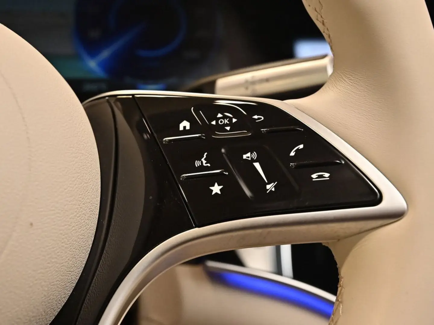 EQS SUV 580 4M AMG Sport Premium+ Hyperscreen AH