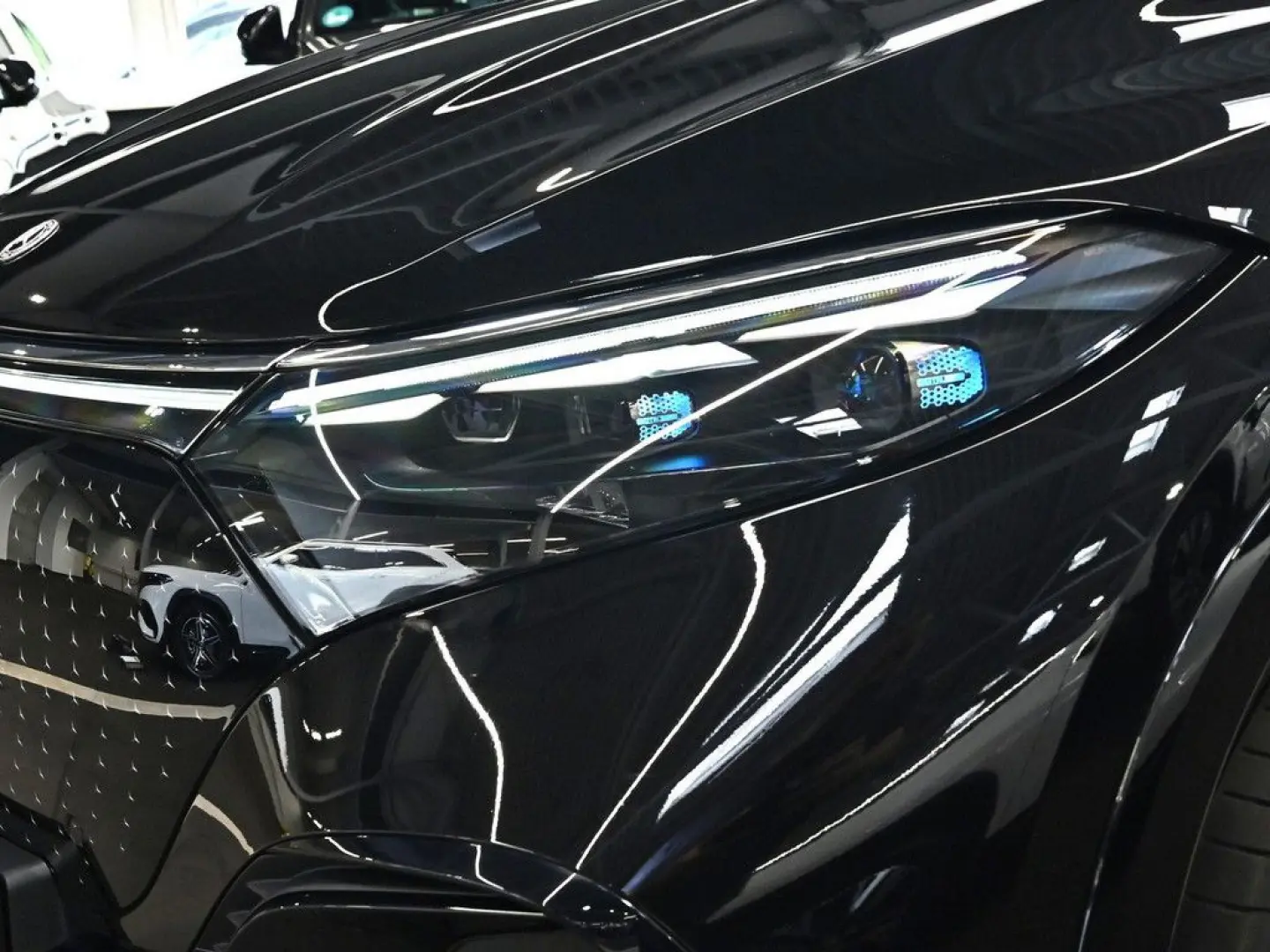 EQS SUV 580 4M AMG Sport Premium+ Hyperscreen AH