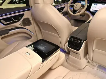 EQS SUV 580 4M AMG Sport Premium+ Hyperscreen AH
