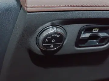 EQS 53 AMG 4M+ MANUFAKTUR/Hyper/Pano/TV/Distr/21