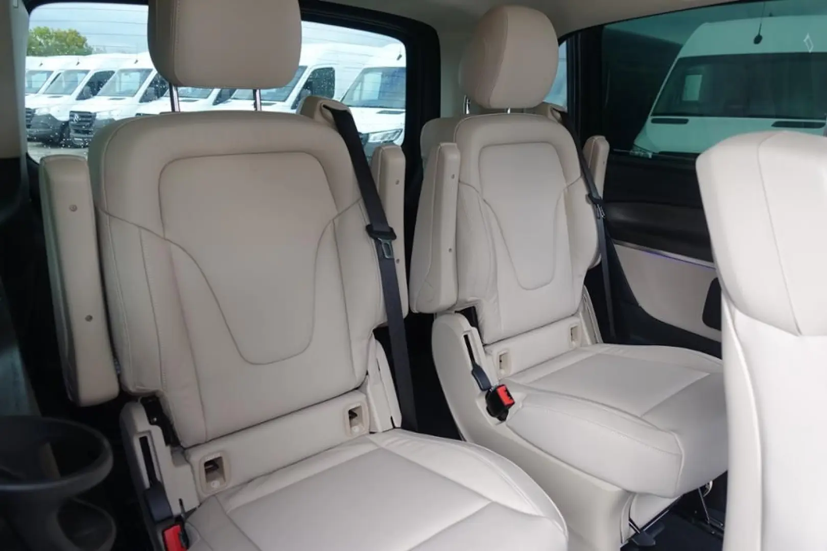 V 300 d AVANTGARDE 4M lang MOPF Distronic+AHK2,5