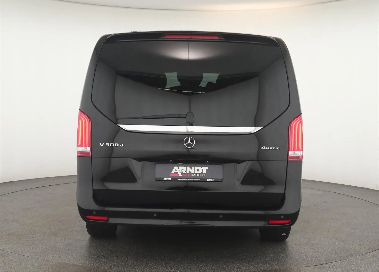 V 300 d 4M lang Avantgarde AMG 8 Pan Nav ACC Kam