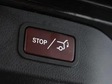 V 300 d 4M lang Avantgarde AMG 8 Pan Nav ACC Kam
