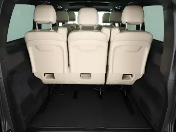 V 300 d 4M lang Avantgarde AMG 8 Pan Nav ACC Kam
