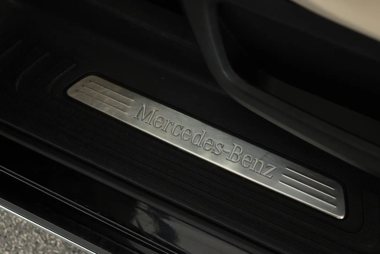 V 300 d 4M lang Avantgarde AMG 8 Pan Nav ACC Kam