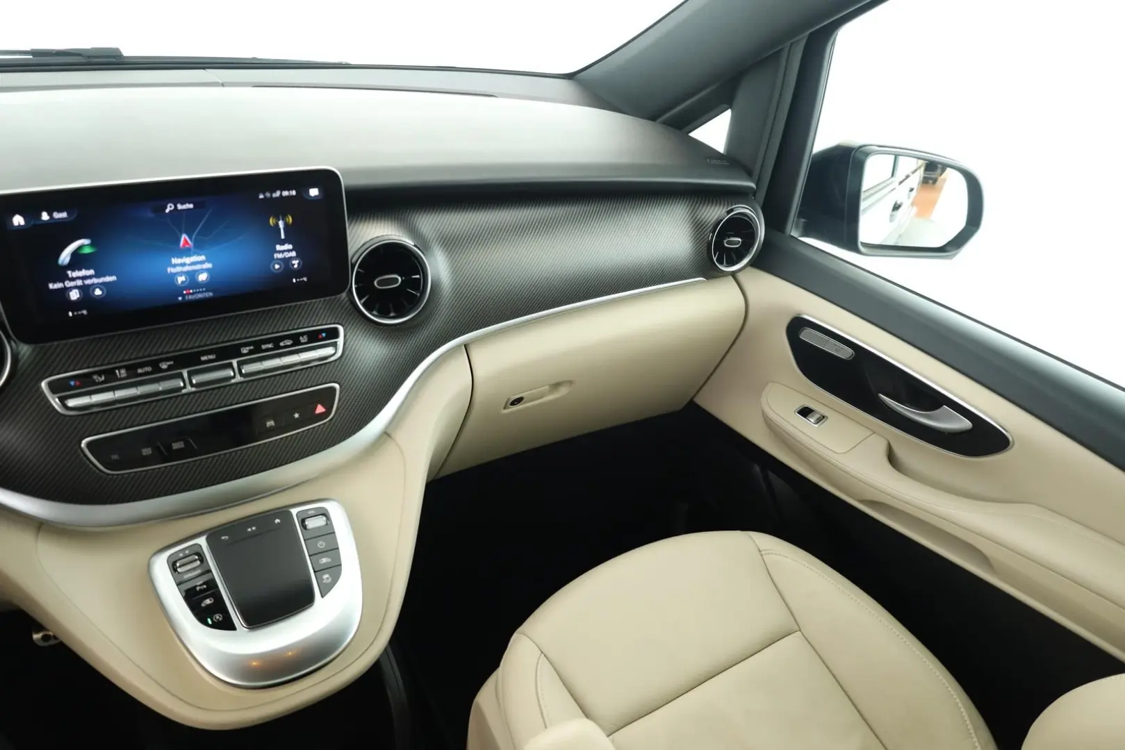 V 300 d 4M lang Avantgarde AMG 8 Pan Nav ACC Kam