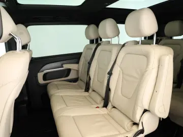 V 300 d 4M lang Avantgarde AMG 8 Pan Nav ACC Kam