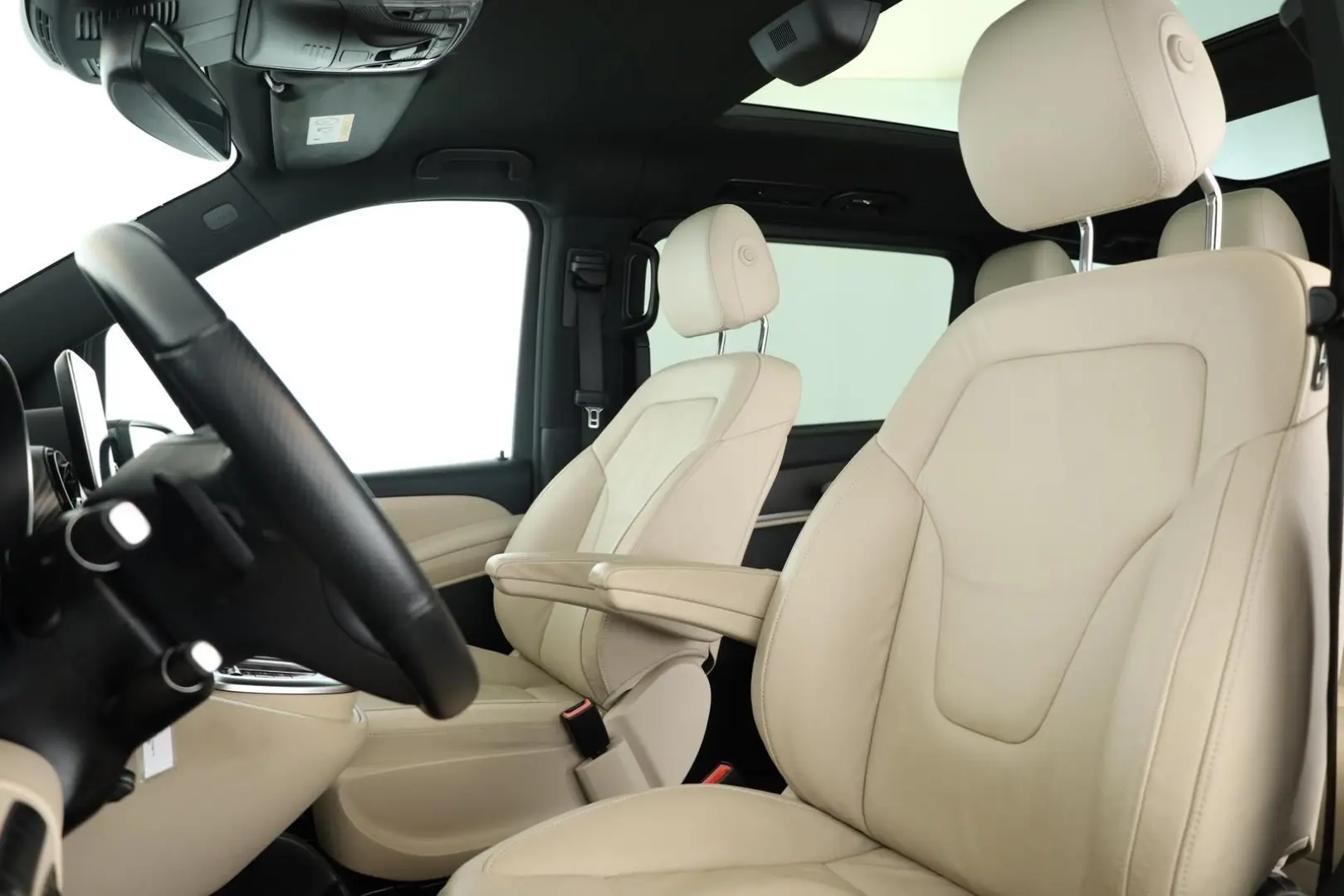 V 300 d 4M lang Avantgarde AMG 8 Pan Nav ACC Kam