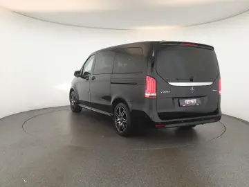 V 300 d 4M lang Avantgarde AMG 8 Pan Nav ACC Kam