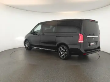 V 300 d 4M lang Avantgarde AMG 8 Pan Nav ACC Kam