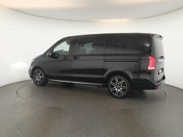 V 300 d 4M lang Avantgarde AMG 8 Pan Nav ACC Kam