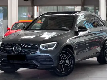 GLC 300 GLC 300d 4Matic AMG-Line 1.Hand Pano AHK