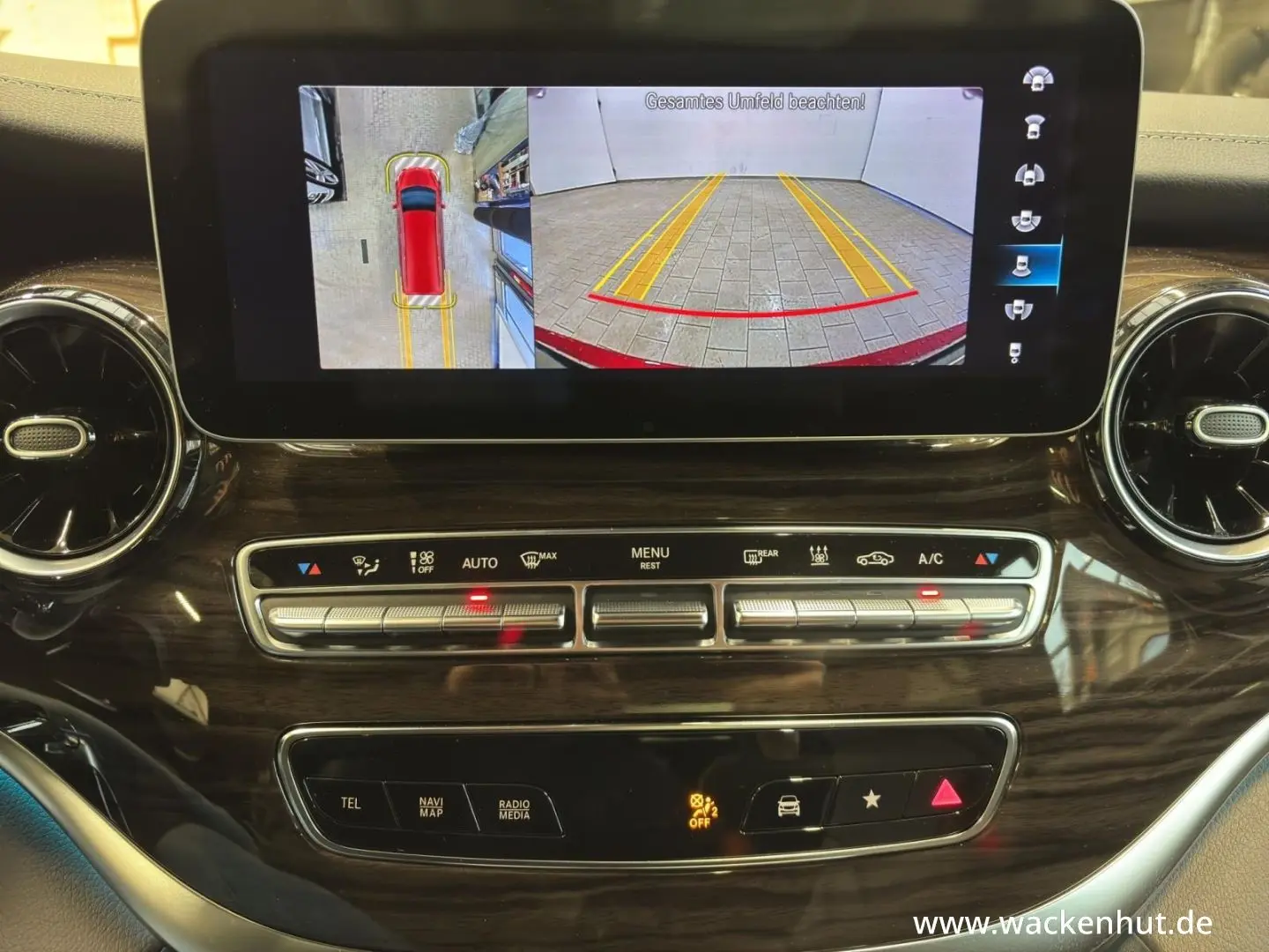 V 300 d 4M AVANT+ED+L+TISCH+SPORT+AHK+TARTUFO+