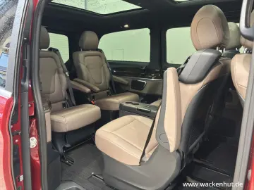 V 300 d 4M AVANT+ED+L+TISCH+SPORT+AHK+TARTUFO+