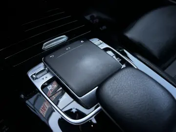 Mercedes-Benz A