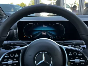 Mercedes-Benz A