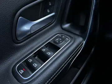 Mercedes-Benz A