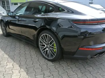 Panamera 4 E-Hybrid,faceift,schw/beig,21