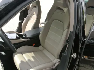 Panamera 4 E-Hybrid,faceift,schw/beig,21