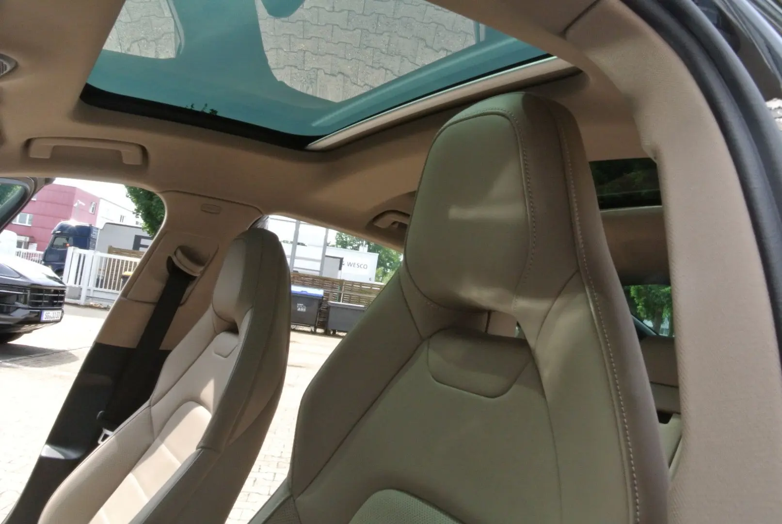 Panamera 4 E-Hybrid,faceift,schw/beig,21