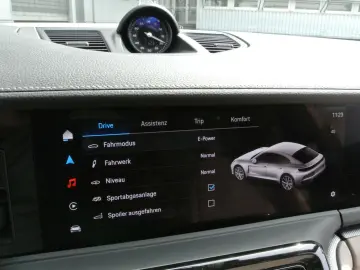 Panamera 4 E-Hybrid,faceift,schw/beig,21