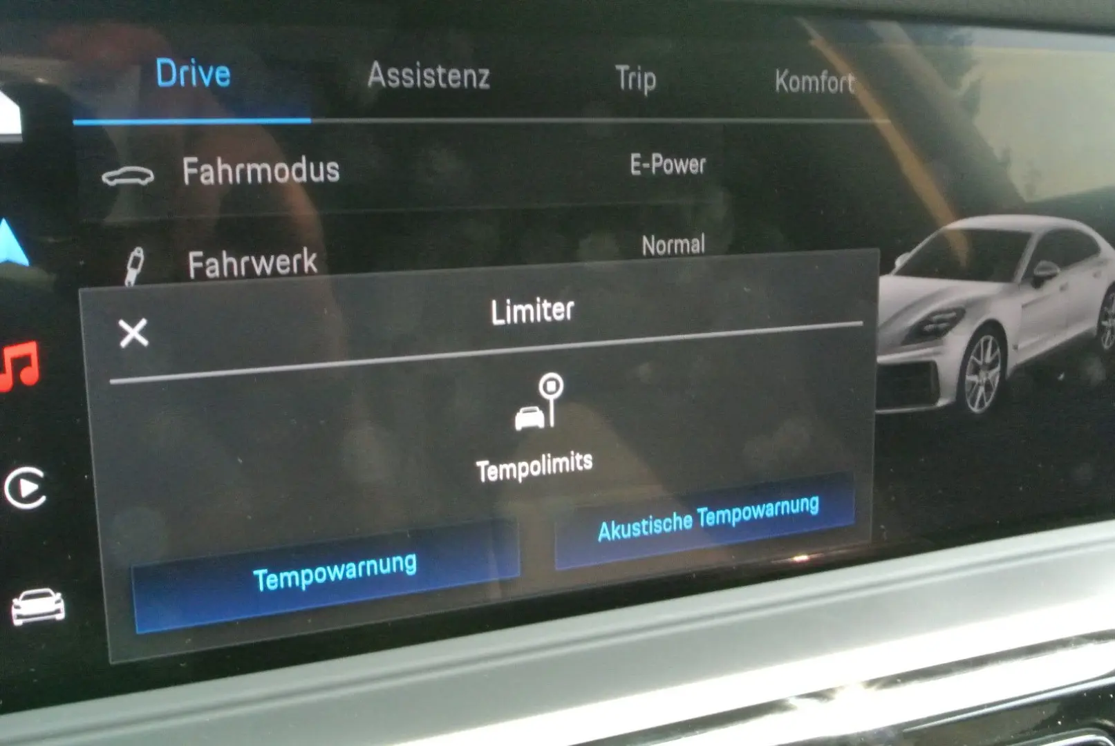 Panamera 4 E-Hybrid,faceift,schw/beig,21