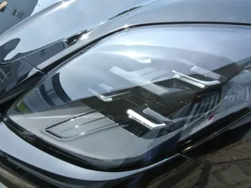 Panamera 4 E-Hybrid,faceift,schw/beig,21