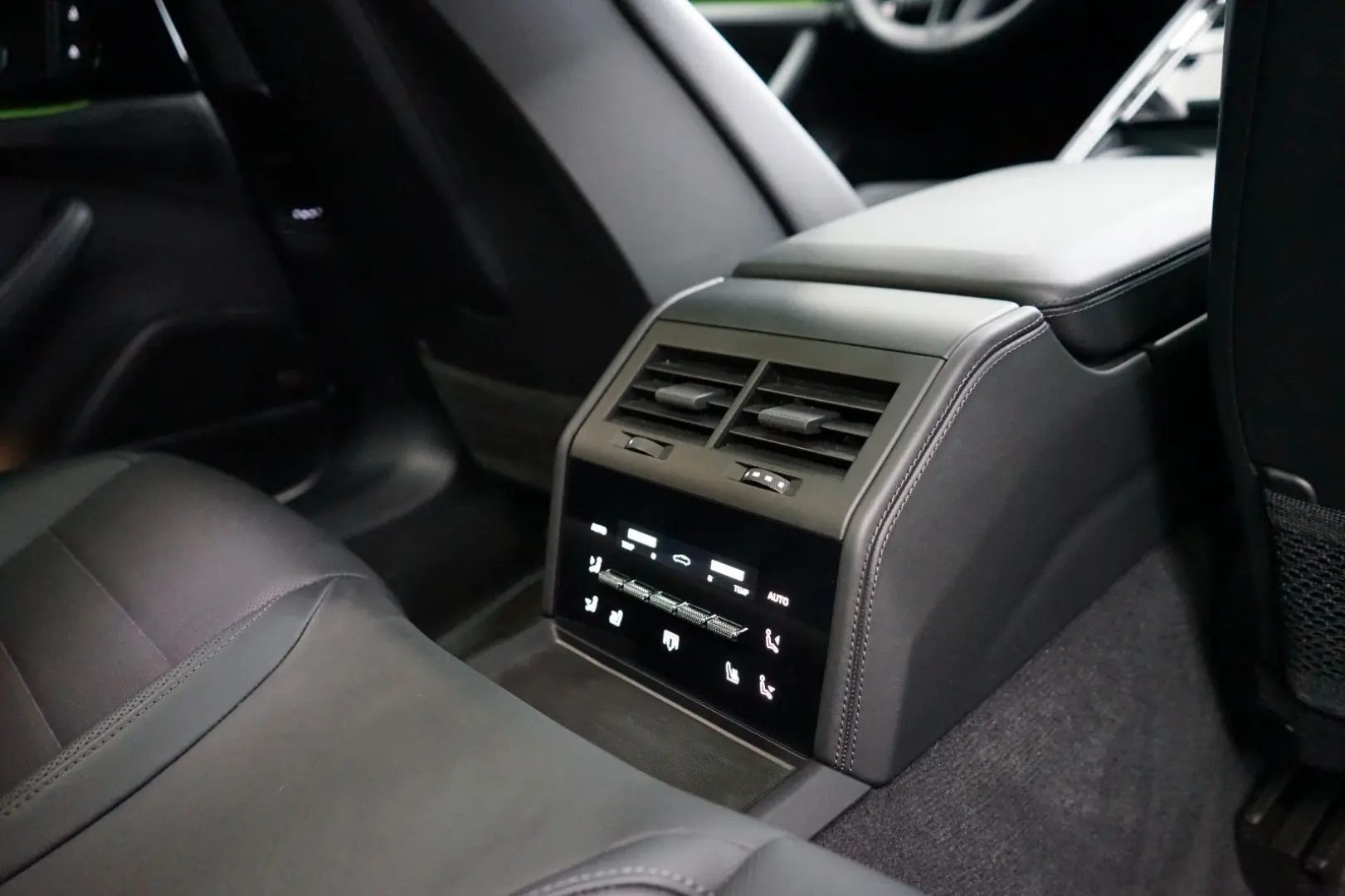 Panamera 4 S E-Hybrid/Kreide/P-Display/SpAbgas