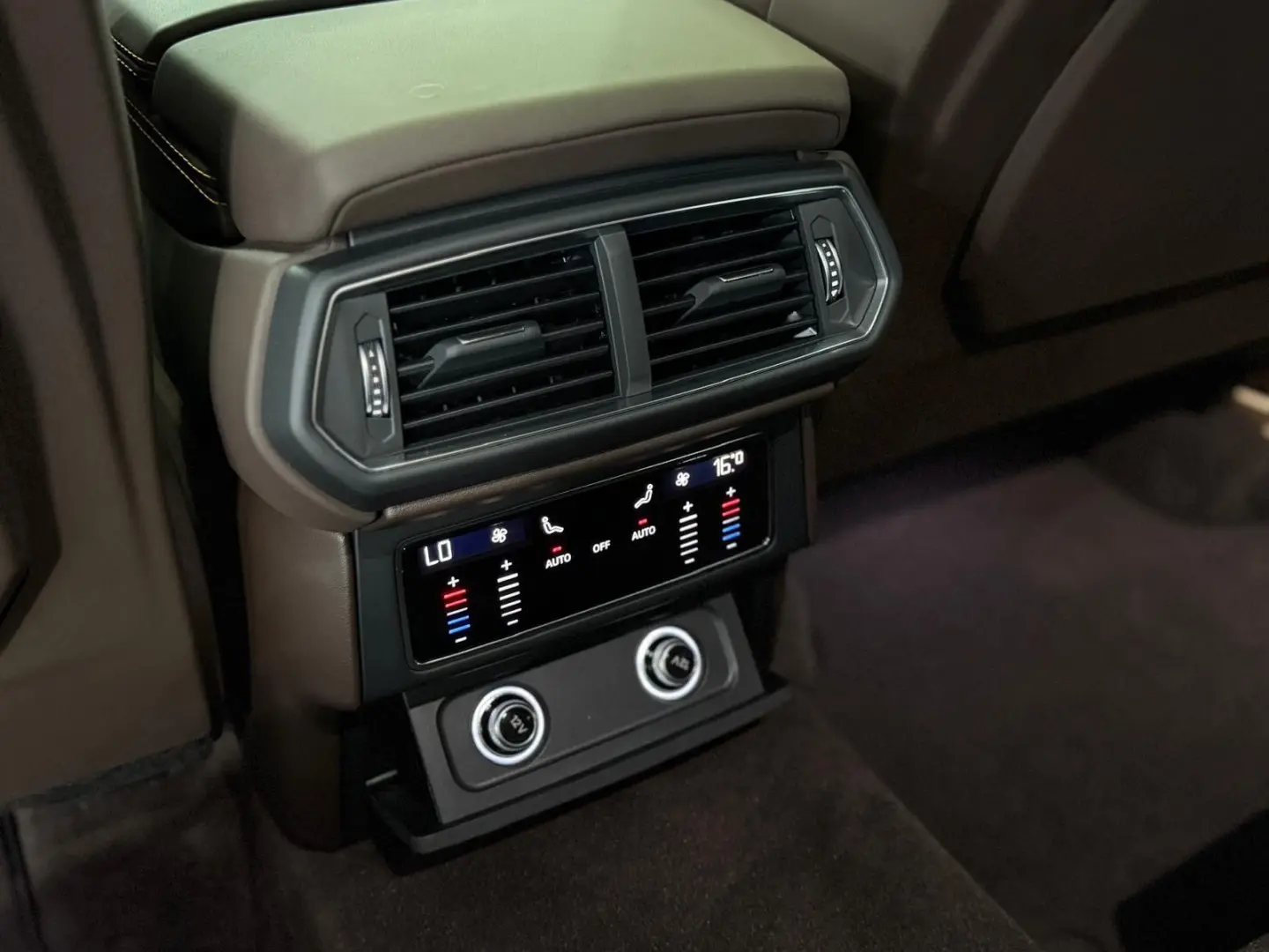 Urus B&O+PANO+HUD+ACC+LASER