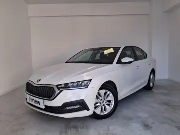 SKODA OCTAVIA 1.5 TSI MHEV Ambition DSG