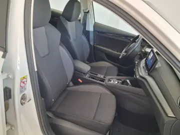 SKODA OCTAVIA 1.5 TSI MHEV Ambition DSG