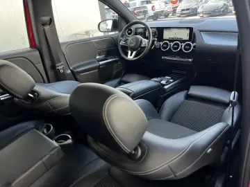 Mercedes-Benz B