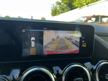 Mercedes-Benz B